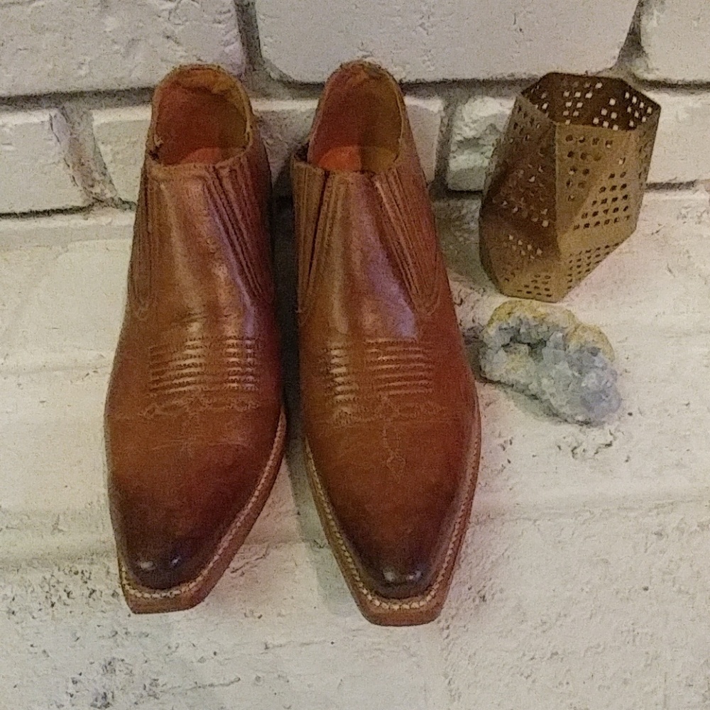 Lucchese Bootie